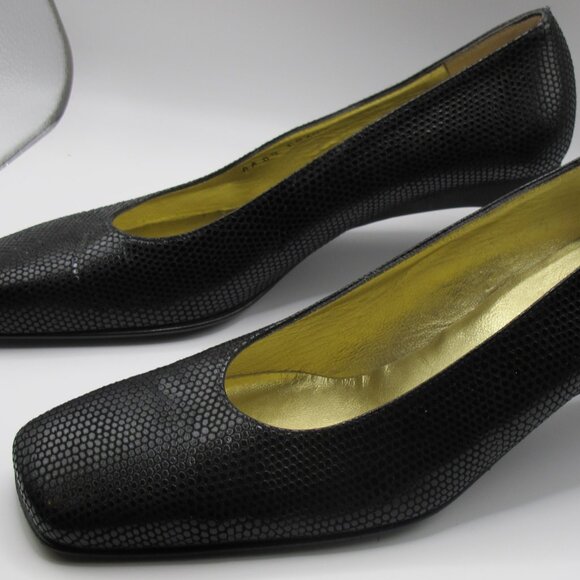 Bruno Magli Black Leather Crocodile/Lizard Heel in 8.5AA - Picture 4 of 8